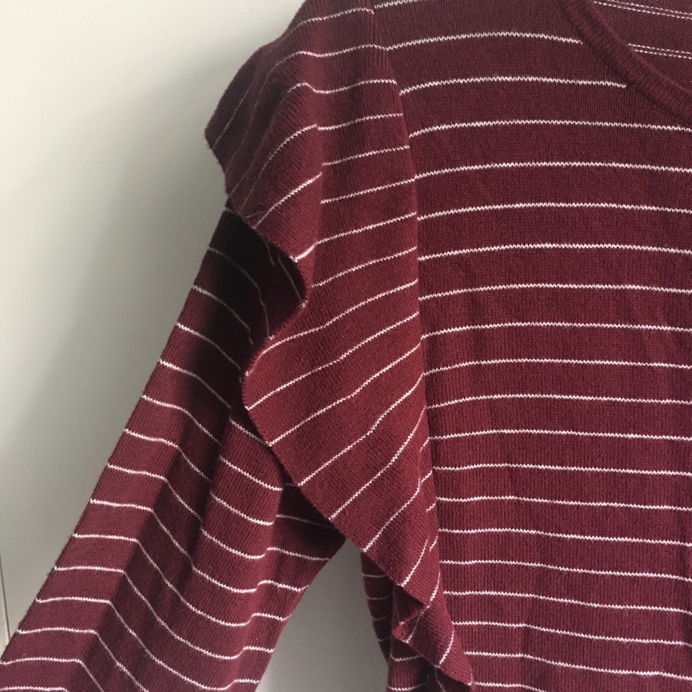 ANA Ruffle Top - Picture 2 of 5